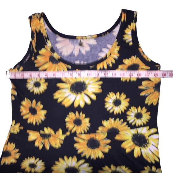 Sunflower Daisy Tank Sundress Size Large Black Yellow Knit Fit and Flare - Picture 6 of 8